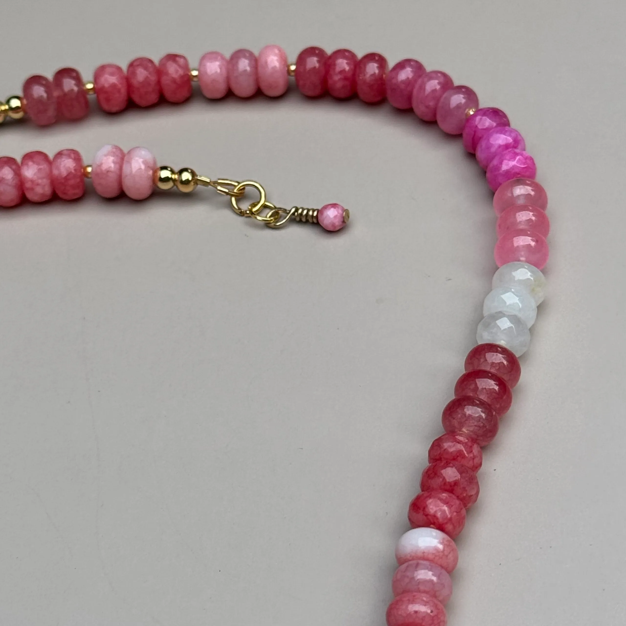 the rosa necklace - pinks view 2