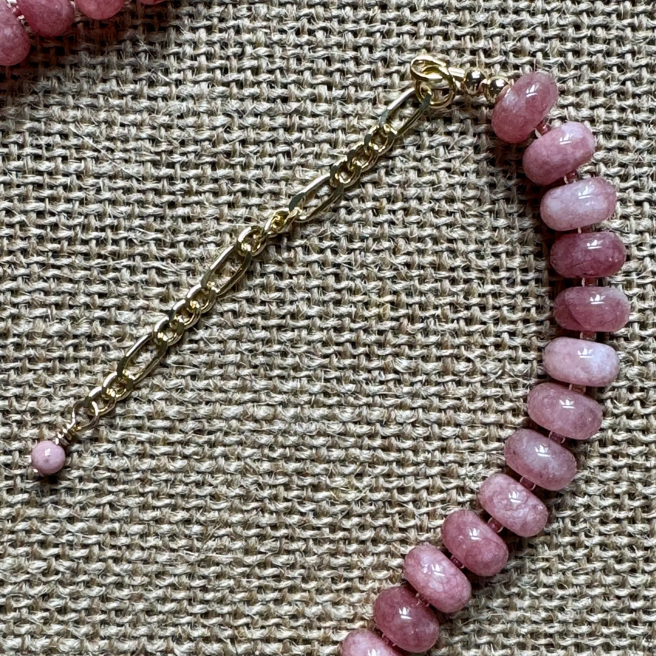 the ayla necklace - mauve view 2