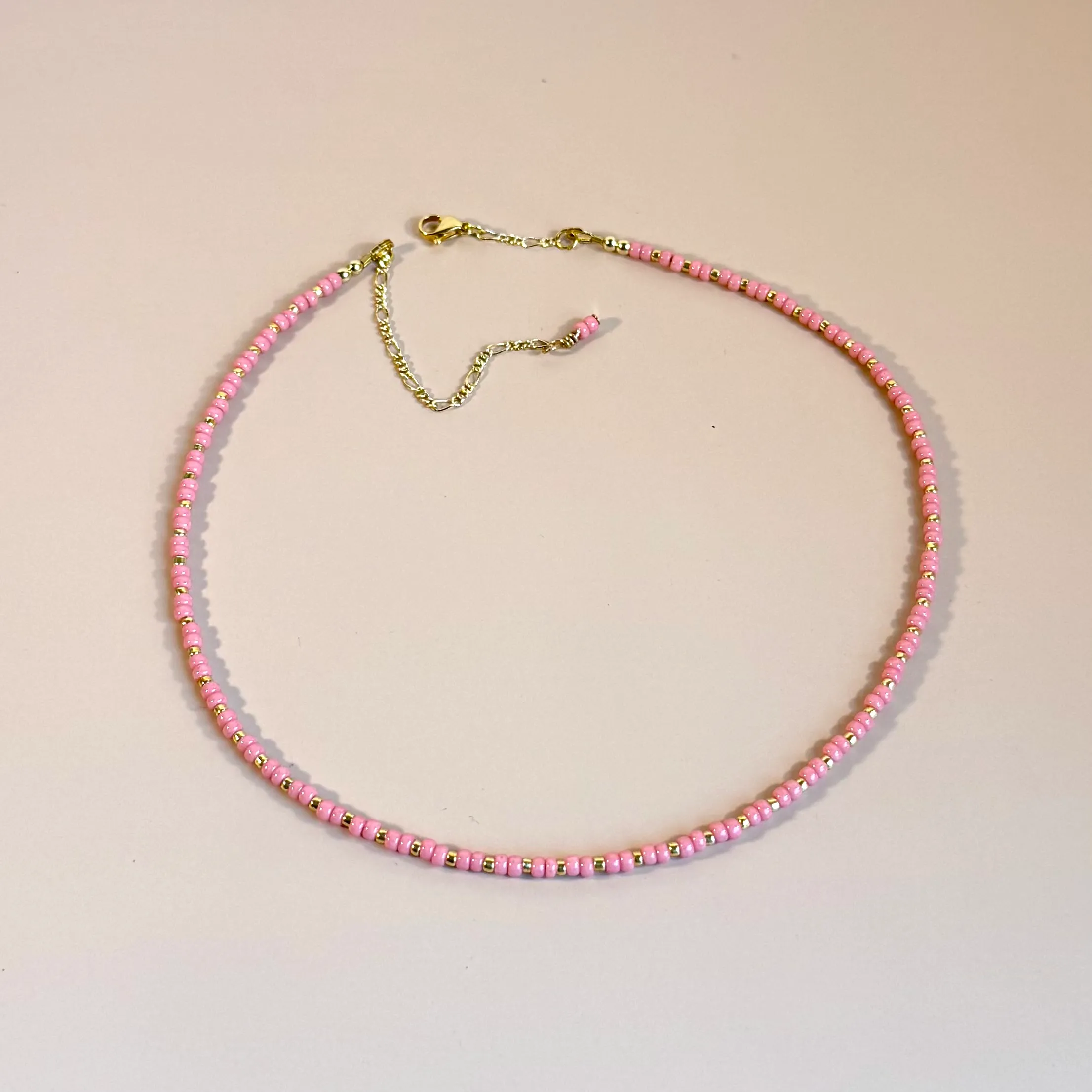 the olivia necklace - pinks view 4